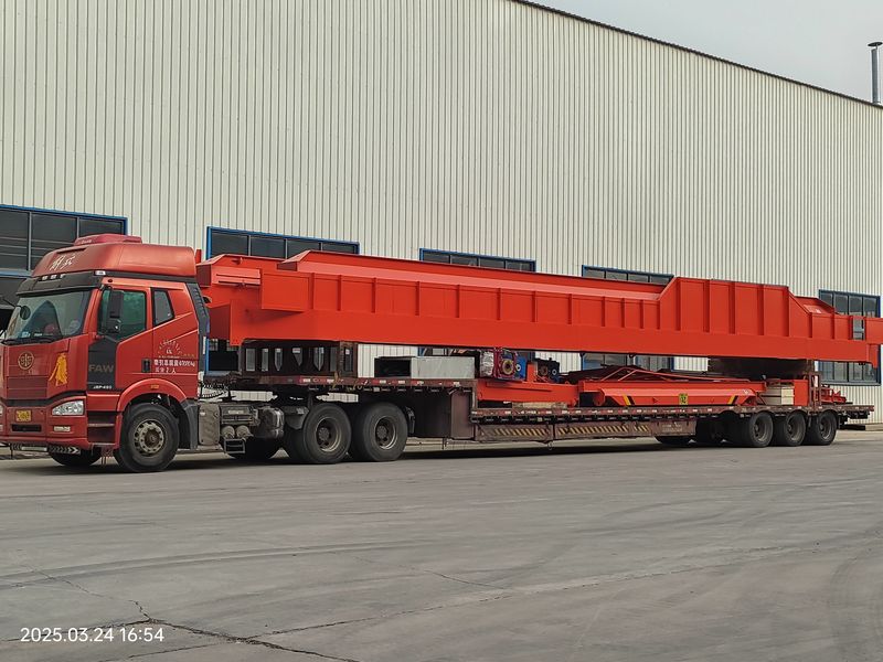 通用橋式起重機(jī) QDXX32/5t—19.5m 電動(dòng)單梁橋式起重機(jī) 2臺(tái) LD10t—16.5m 制作完成，發(fā)往河北石家莊交付客戶使用。